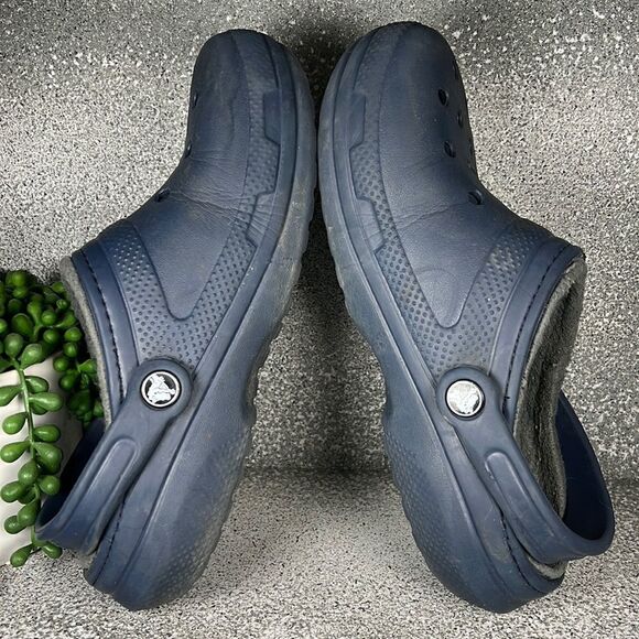 CROCS Navy Blue Lined Clogs Sandals Shoes - Picture 5 of 7